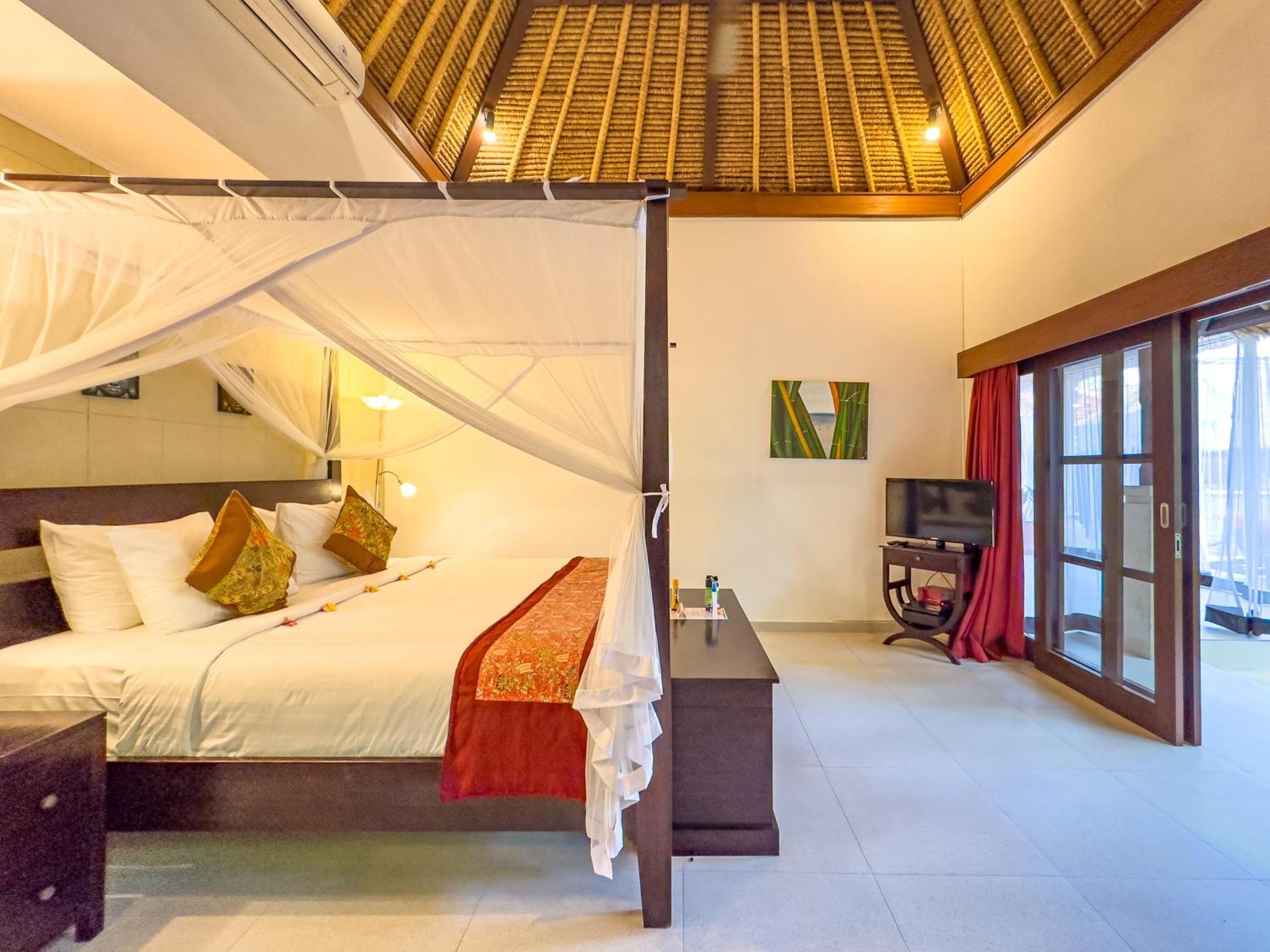Villa Bugis Seminyak Номер фото