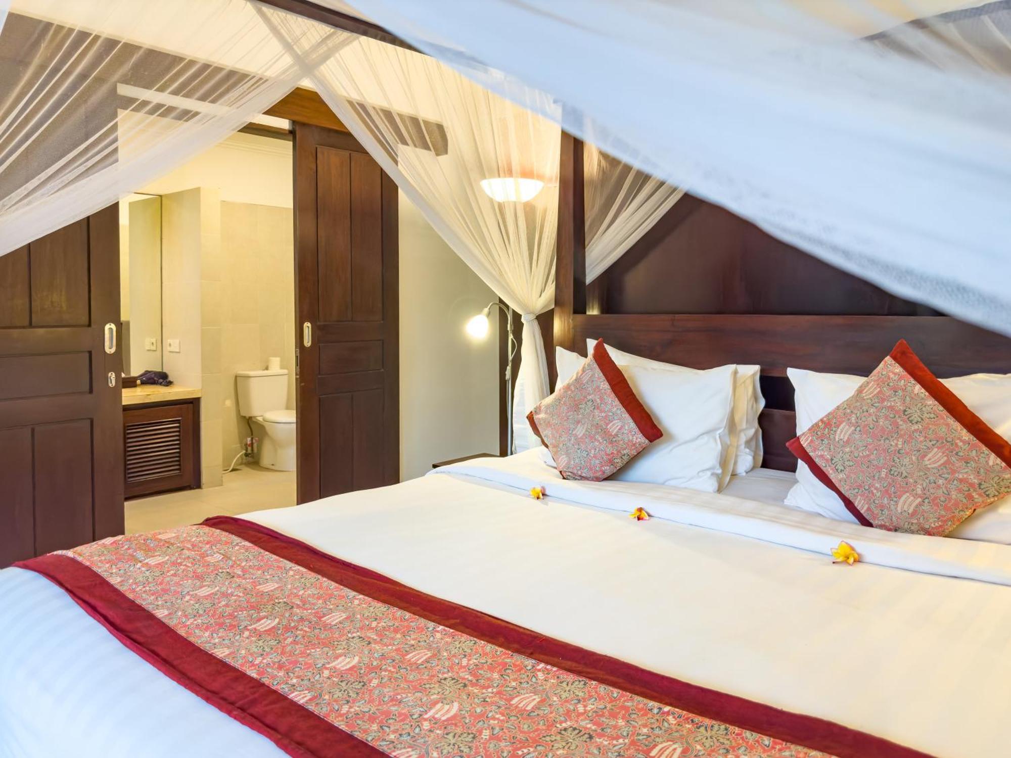 Villa Bugis Seminyak Номер фото