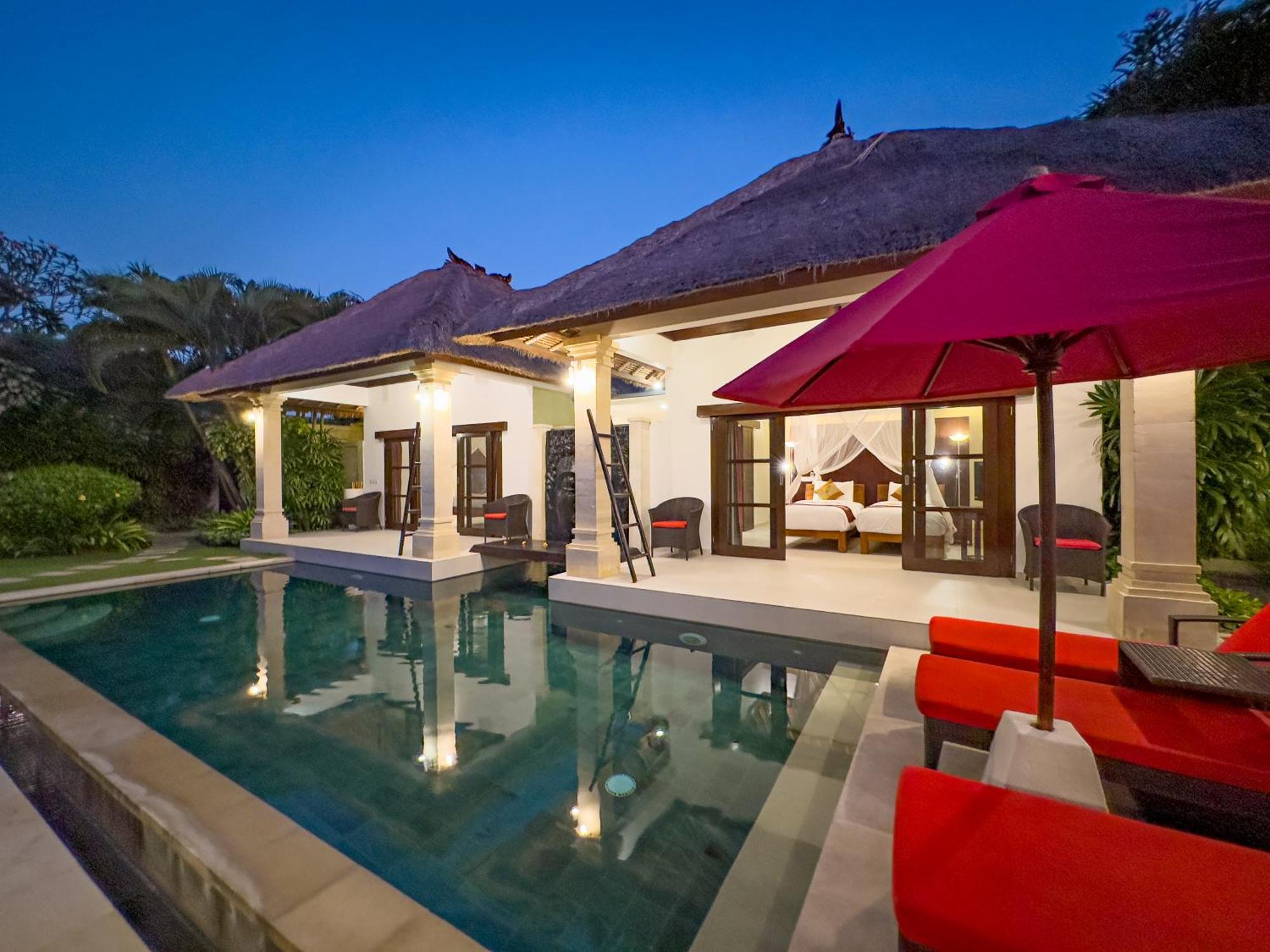 Villa Bugis Seminyak Номер фото